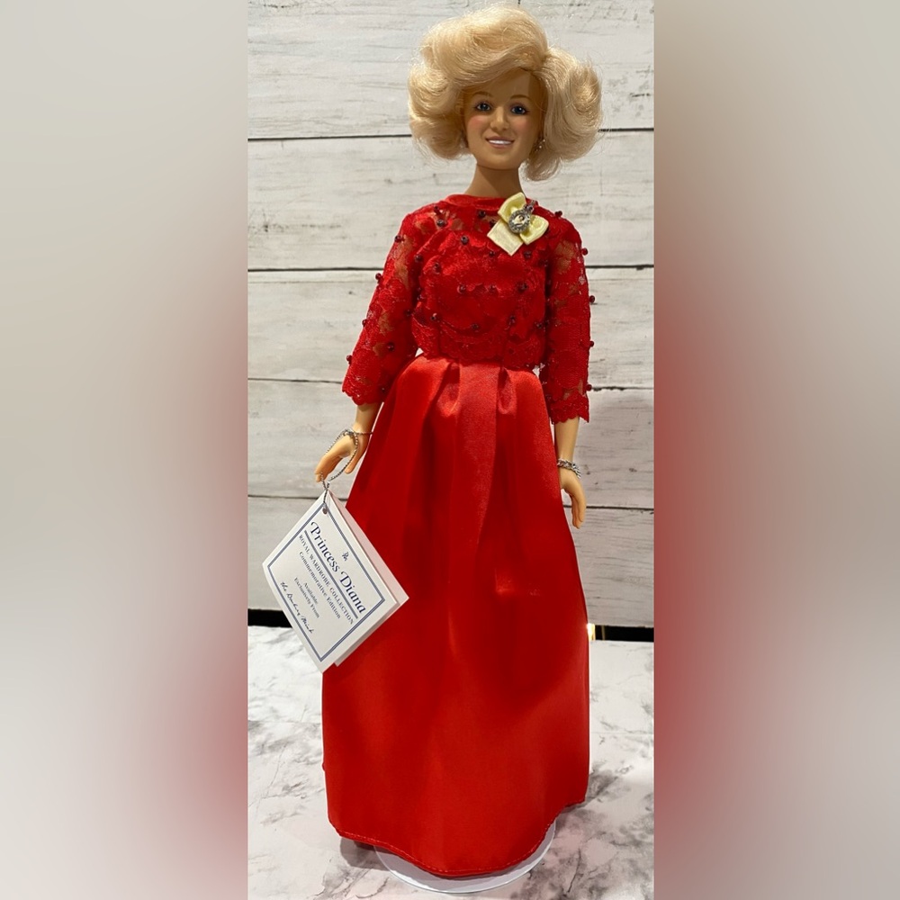 Danbury Mint Princess Diana Doll Royal Wardrobe Collection Regal Red Satin Gown